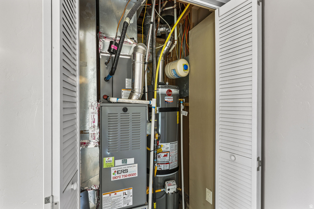 4602 S 4000 W Roy, UT 84067