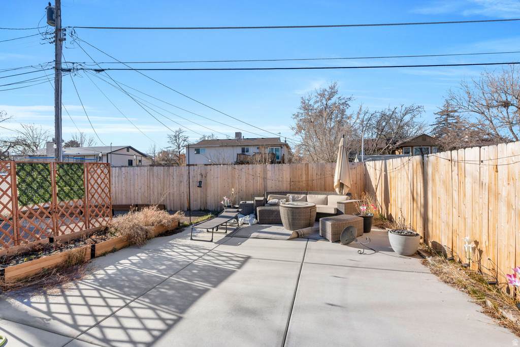 6266 S MARGRAY DR Taylorsville, UT 84129