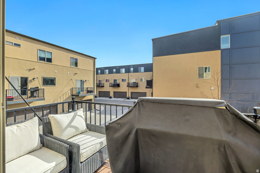 36 W TYTUS DR Murray, UT 84107