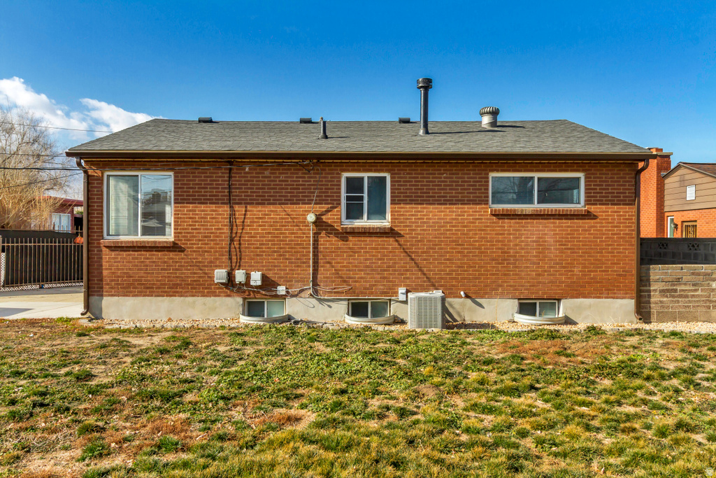 3177 S DAYTON ST Magna, UT 84044