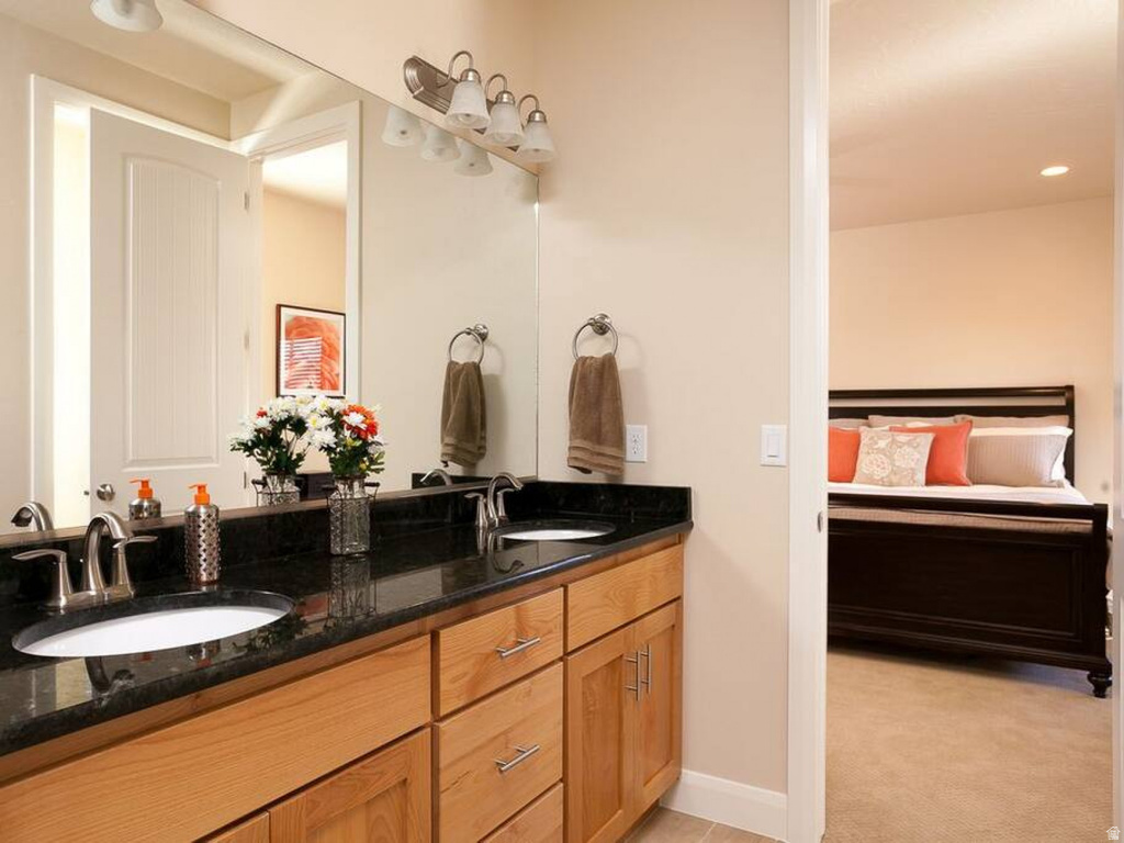 2063 N CORAL RIDGE DR Washington, UT 84780