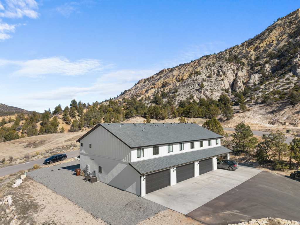 421 E WHITE SANDS WAY #B Orderville, UT 84758