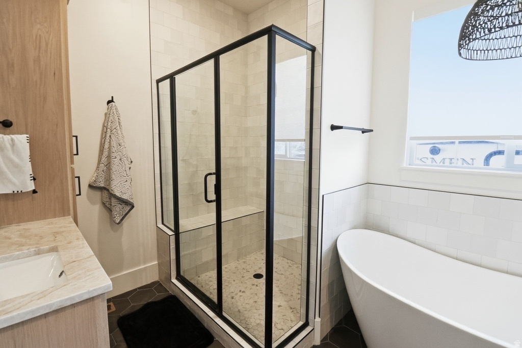 1087 E 160 N Hyde Park, UT 84318