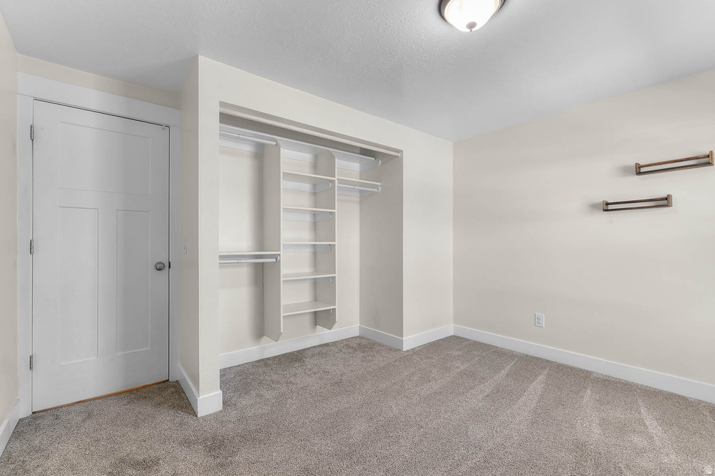 1156 N CHERRYWOOD DR Layton, UT 84040