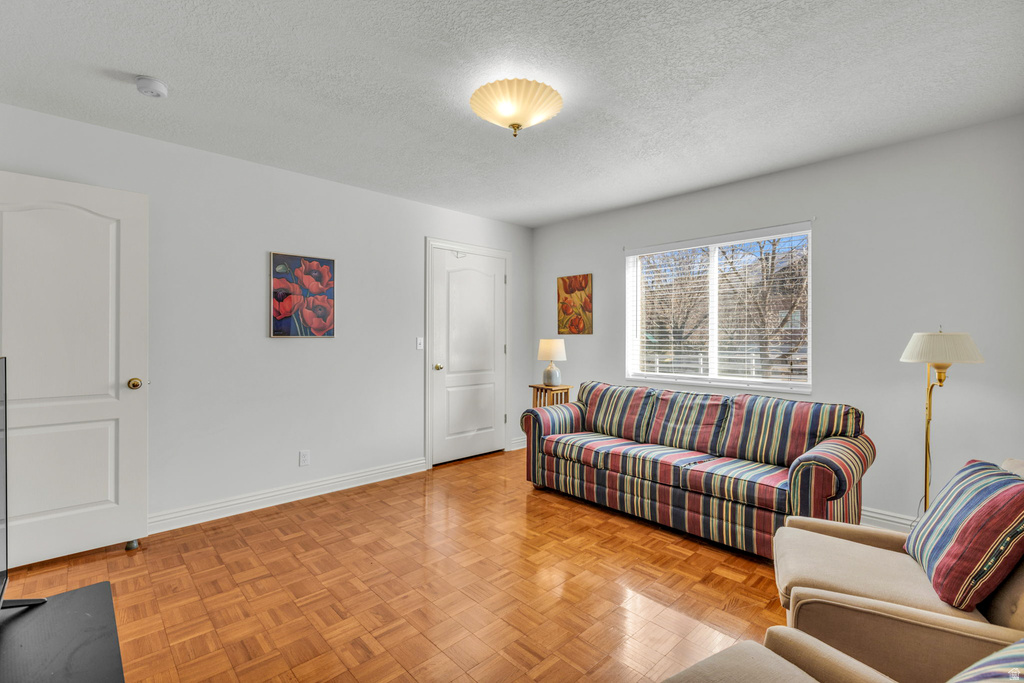 1060 W 2620 S Mapleton, UT 84664