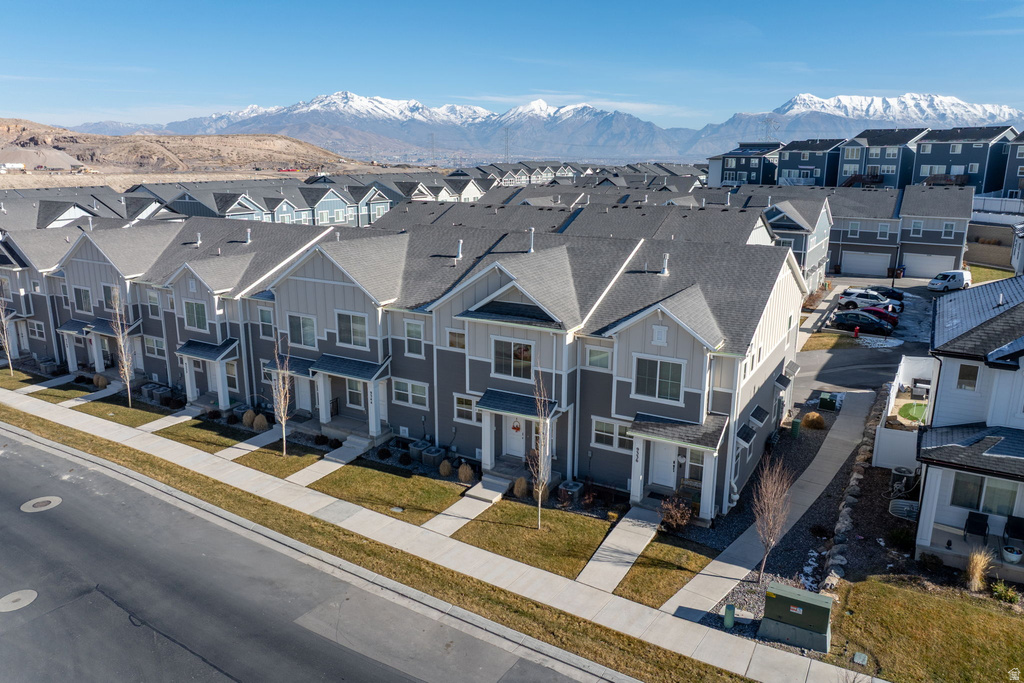 9340 N VERNHAM LN #207 Eagle Mountain, UT 84005