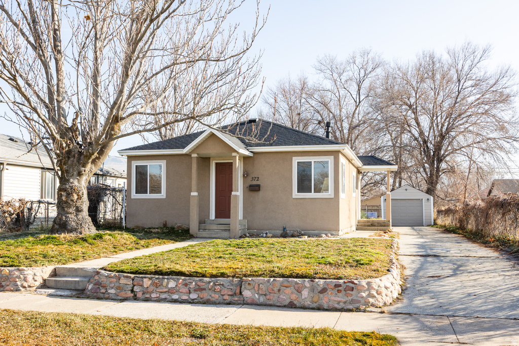 372 N OAKLEY ST Salt Lake City, UT 84116