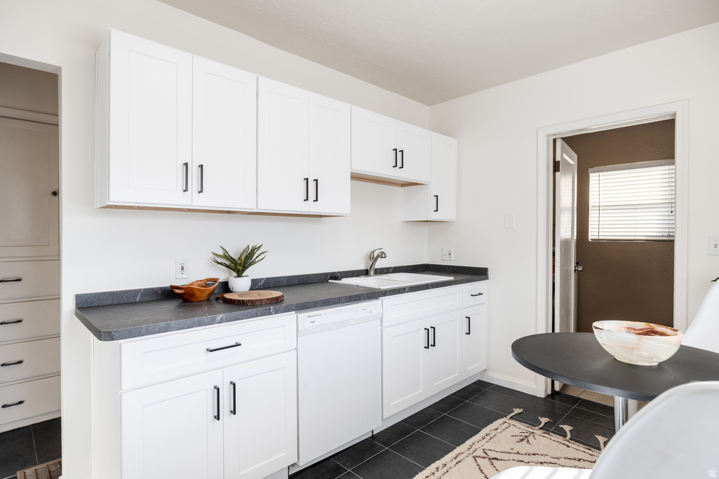 372 N OAKLEY ST Salt Lake City, UT 84116