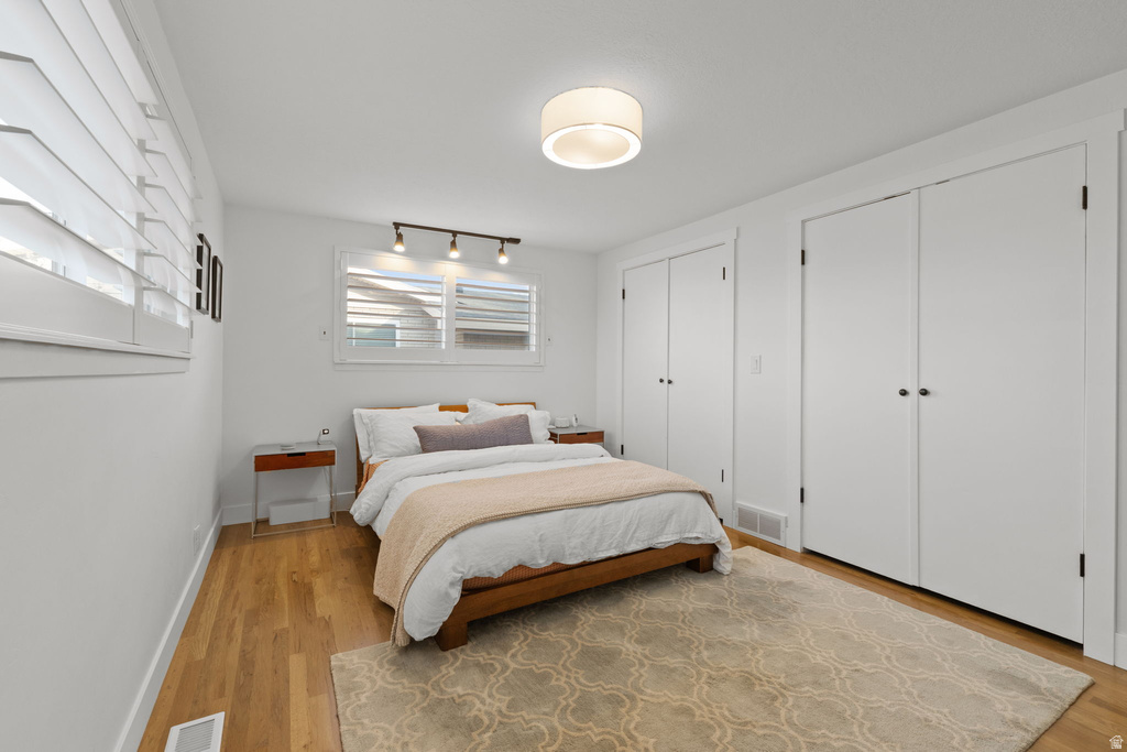 1611 E DEAUVILLE AVE Murray, UT 84121