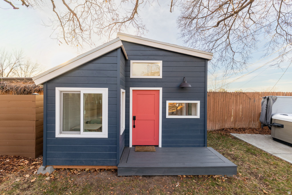 1611 E DEAUVILLE AVE Murray, UT 84121