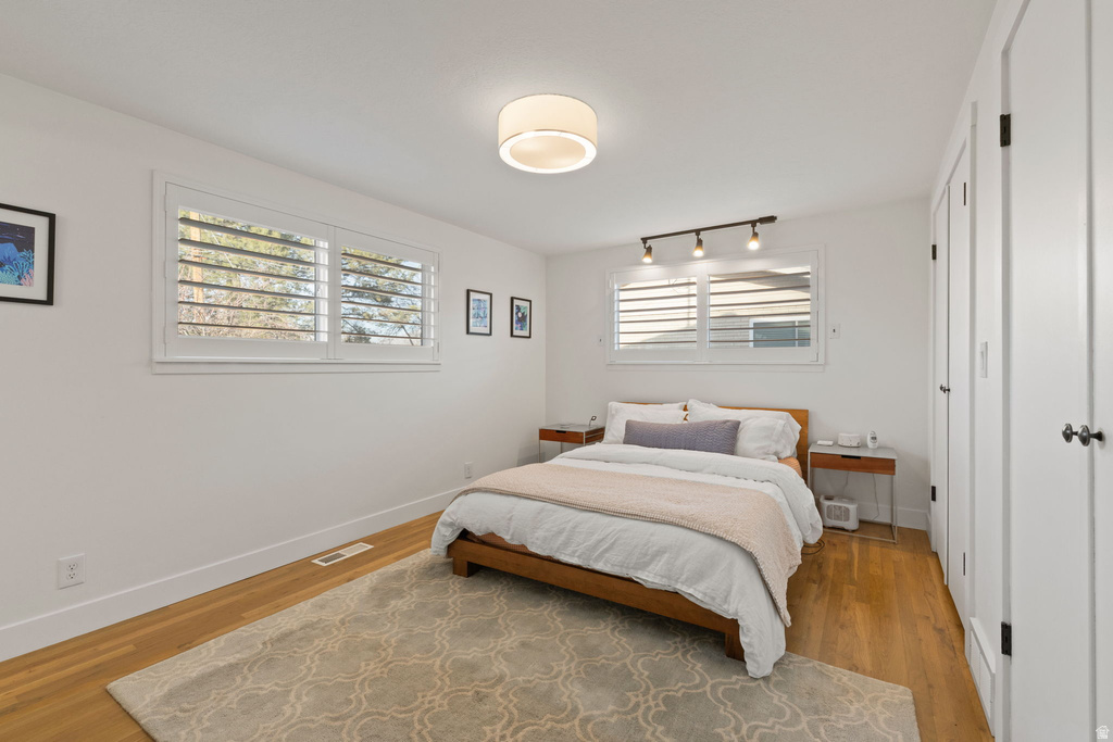 1611 E DEAUVILLE AVE Murray, UT 84121