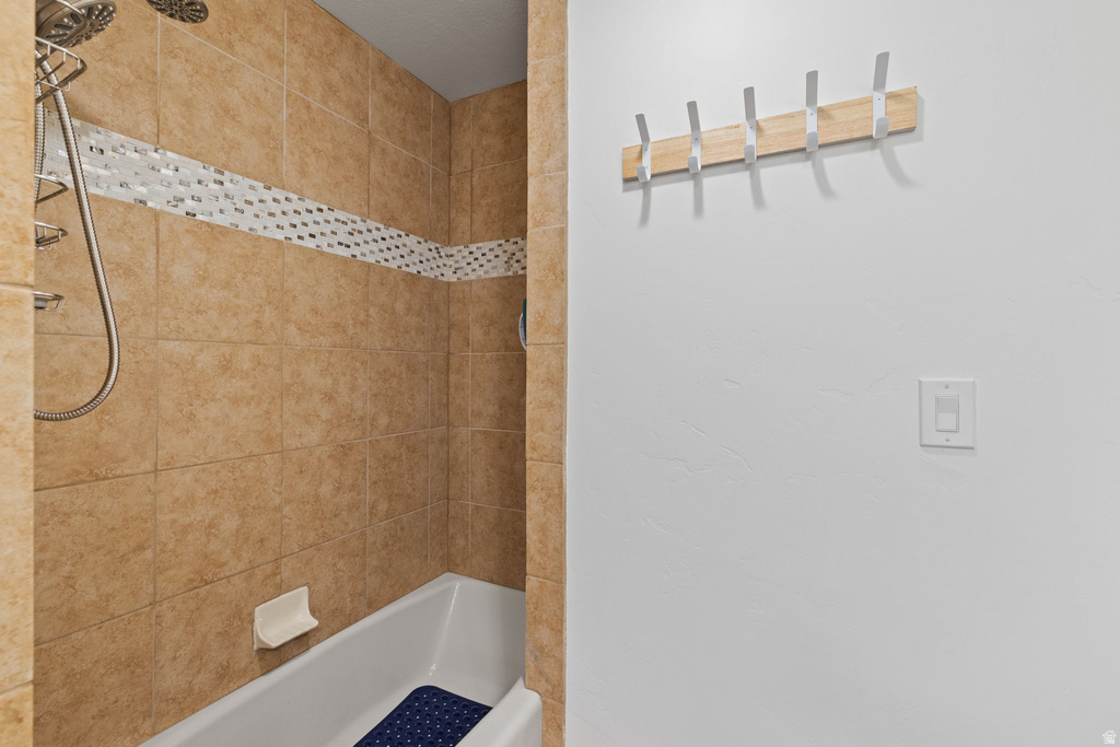 1611 E DEAUVILLE AVE Murray, UT 84121