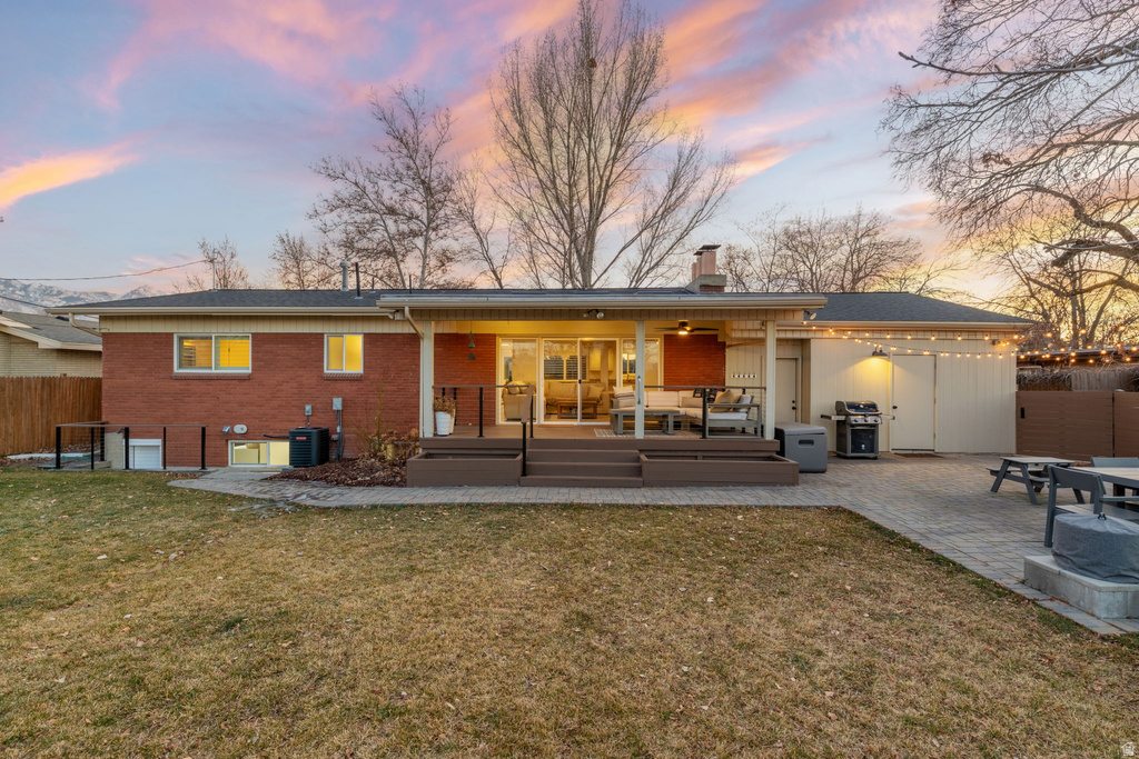 1611 E DEAUVILLE AVE Murray, UT 84121