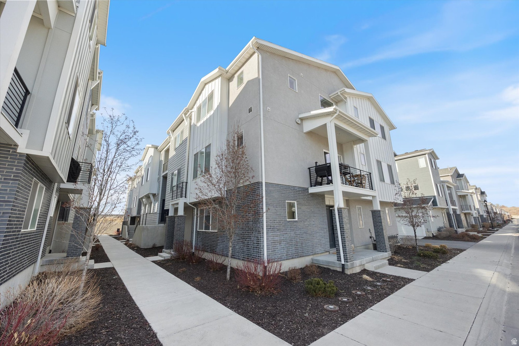 15196 S WILD HORSE WAY Bluffdale, UT 84065