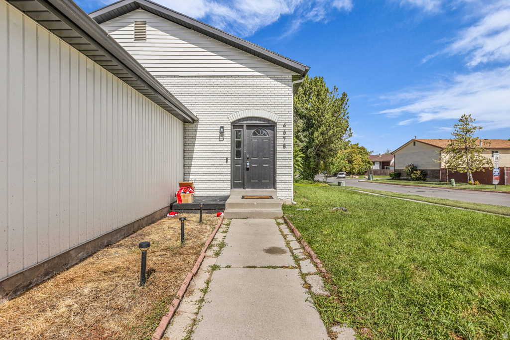 4678 W 3100 S West Valley City, UT 84120