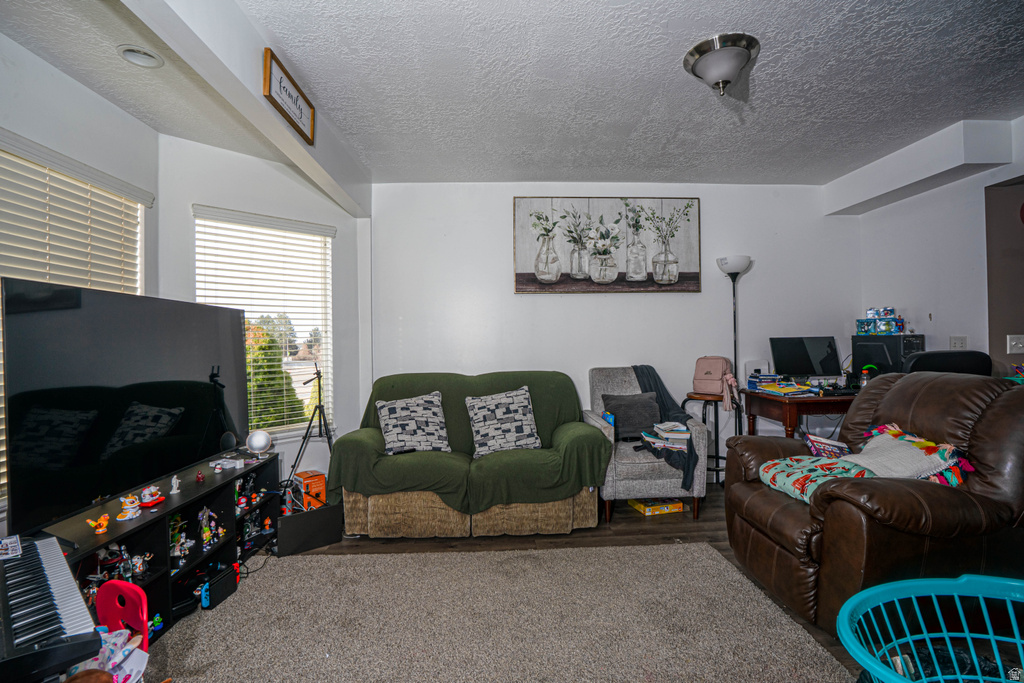 320 N 200 W #4 Bountiful, UT 84010