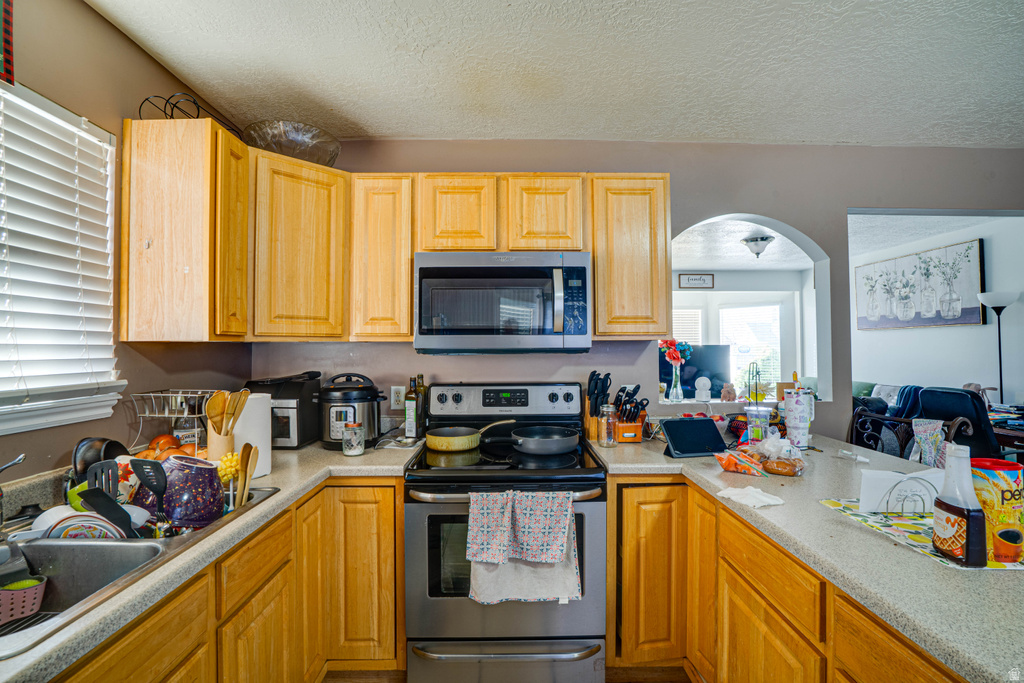 320 N 200 W #4 Bountiful, UT 84010
