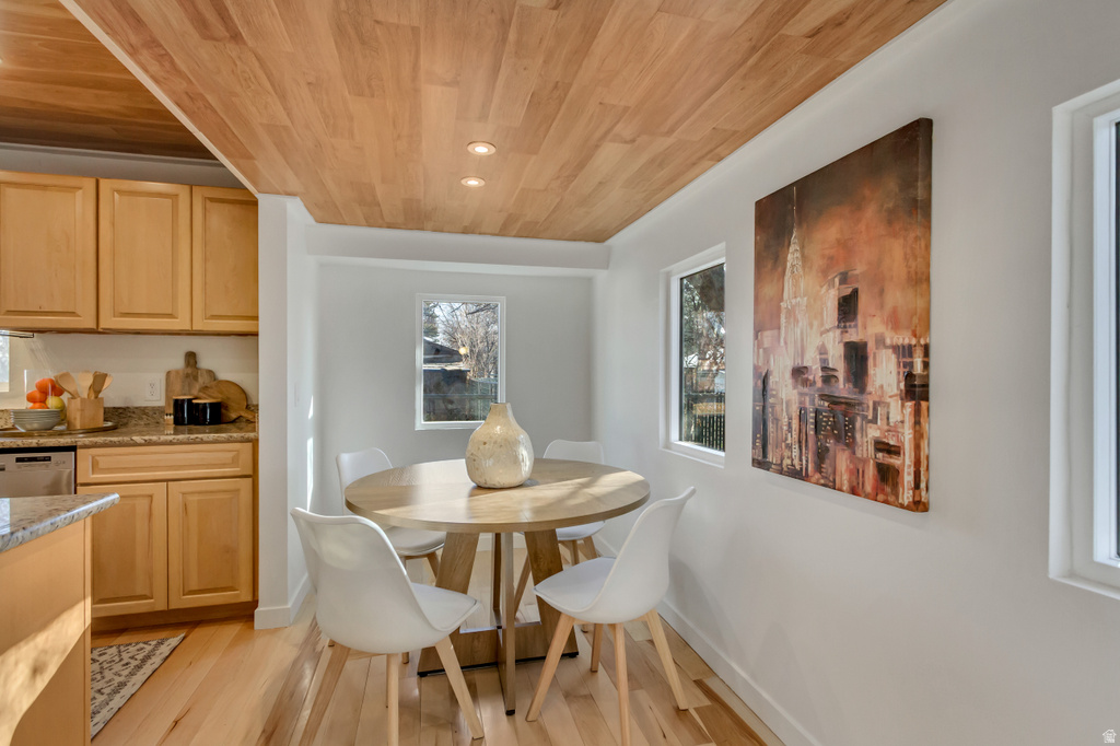 611 W BEYNON CT Midvale, UT 84047