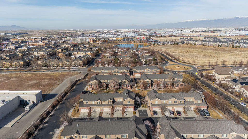 5432 W BRENTFORD CT West Valley City, UT 84120