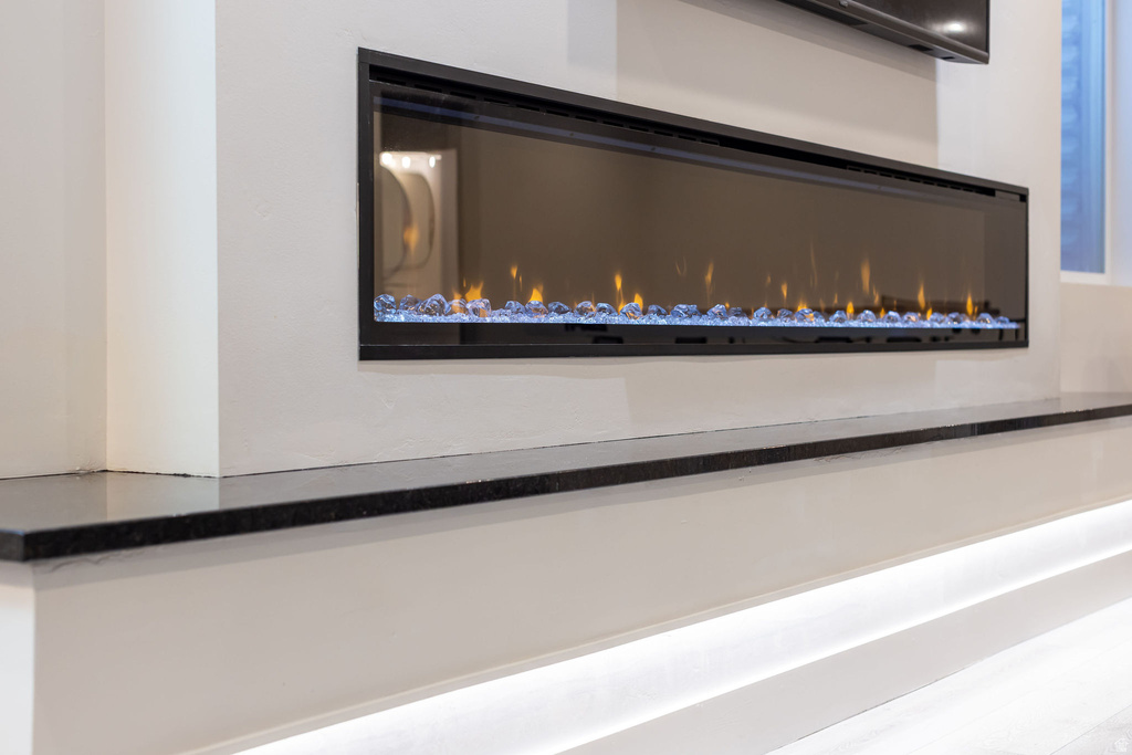 94 S 950 E Hyde Park, UT 84318