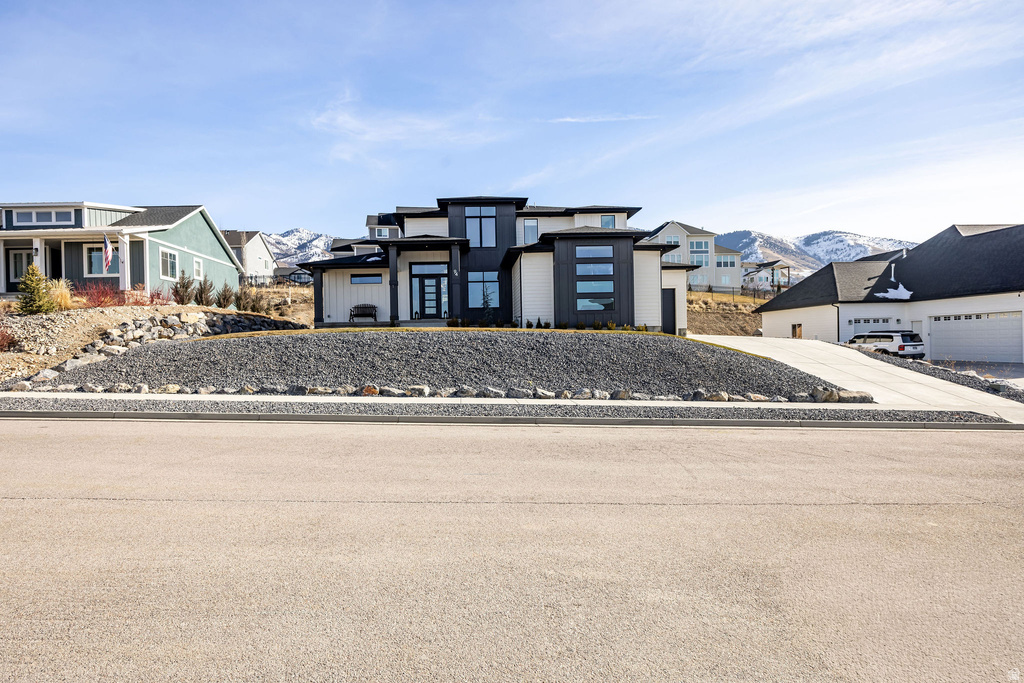 94 S 950 E Hyde Park, UT 84318