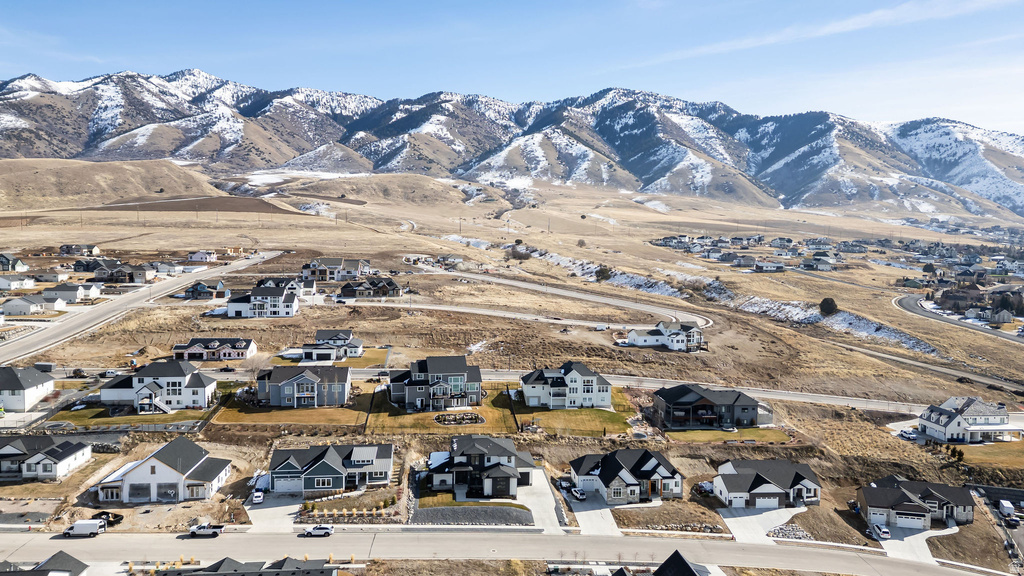 94 S 950 E Hyde Park, UT 84318