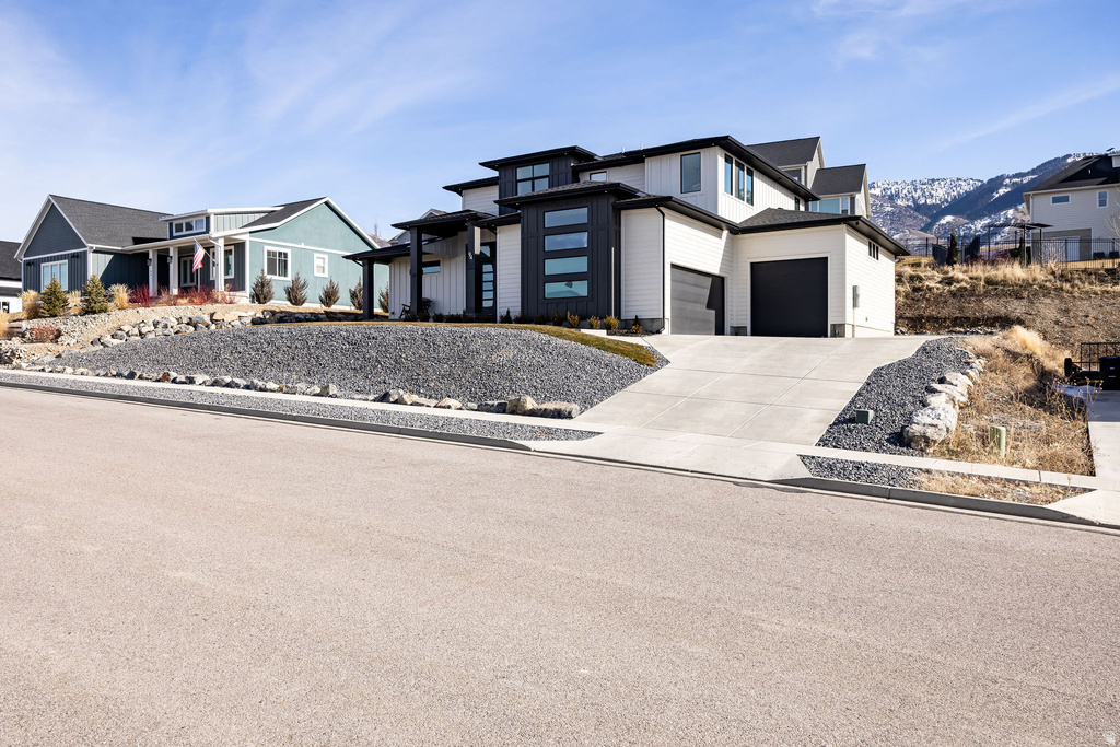 94 S 950 E Hyde Park, UT 84318