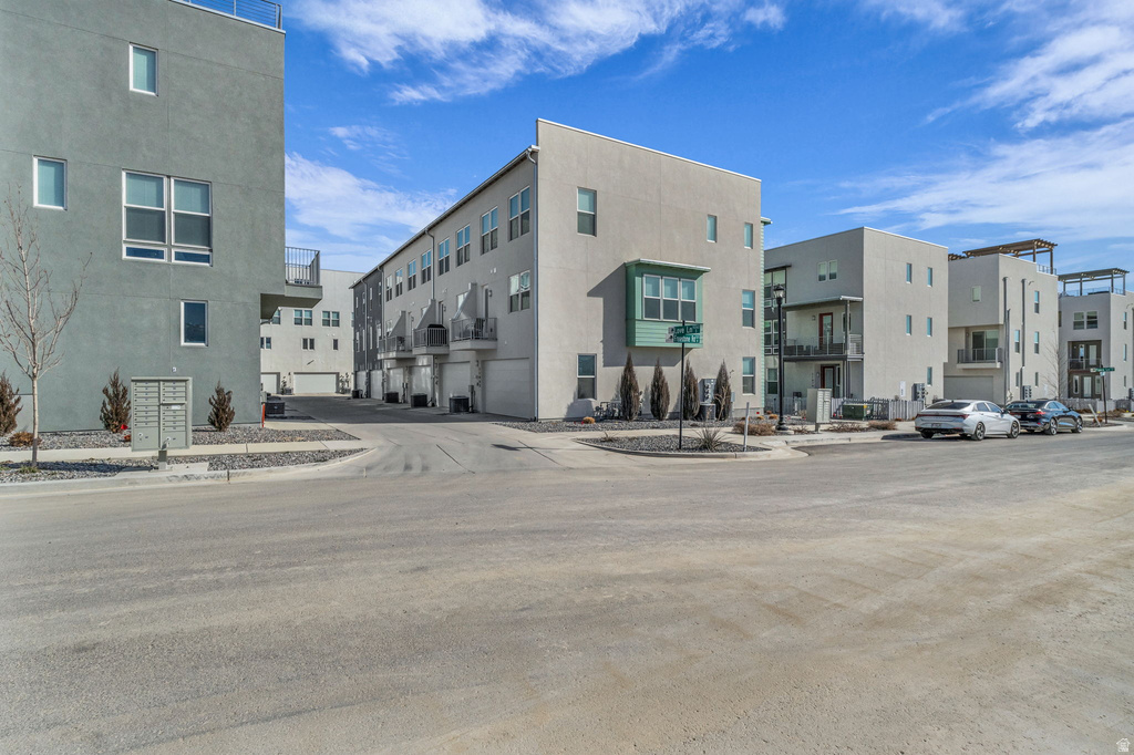 11059 S FREESTONE RD South Jordan, UT 84095