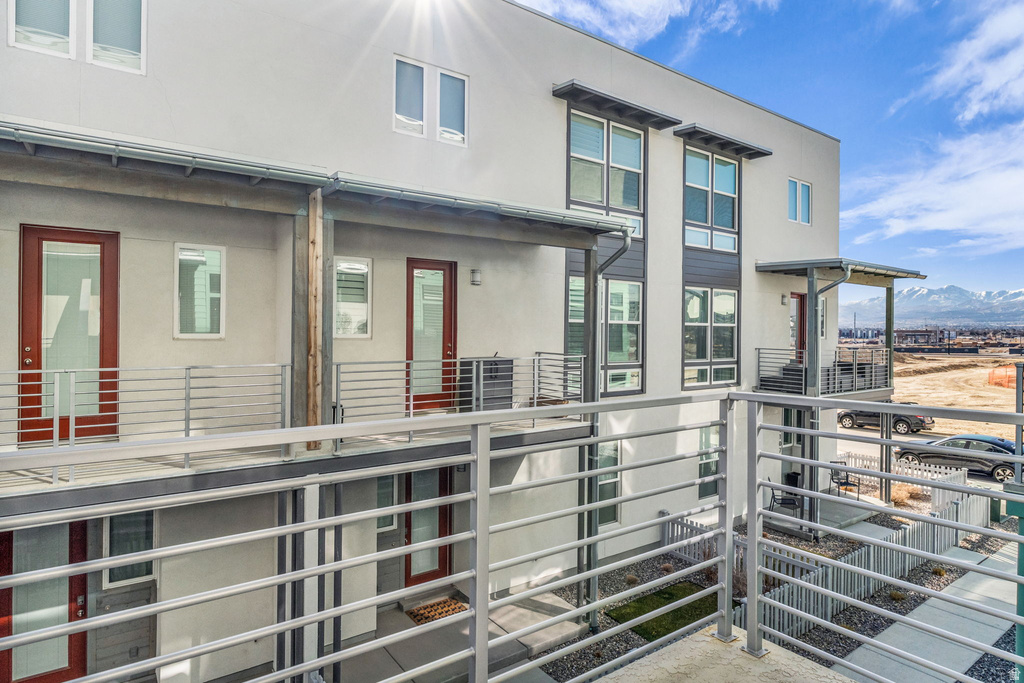 11059 S FREESTONE RD South Jordan, UT 84095