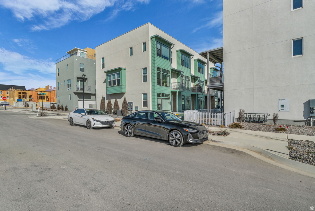 11059 S FREESTONE RD South Jordan, UT 84095