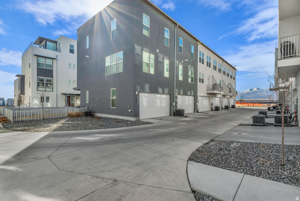 11059 S FREESTONE RD South Jordan, UT 84095