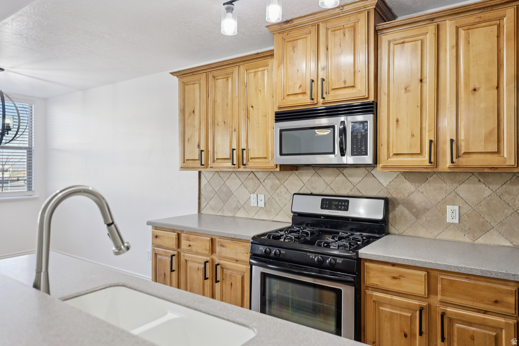 625 N 220 E Salem, UT 84653