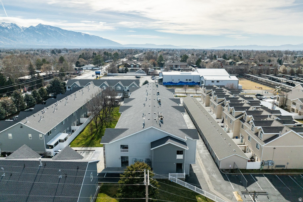 3992 S CHASE BROOKE LN #102 Salt Lake City, UT 84107