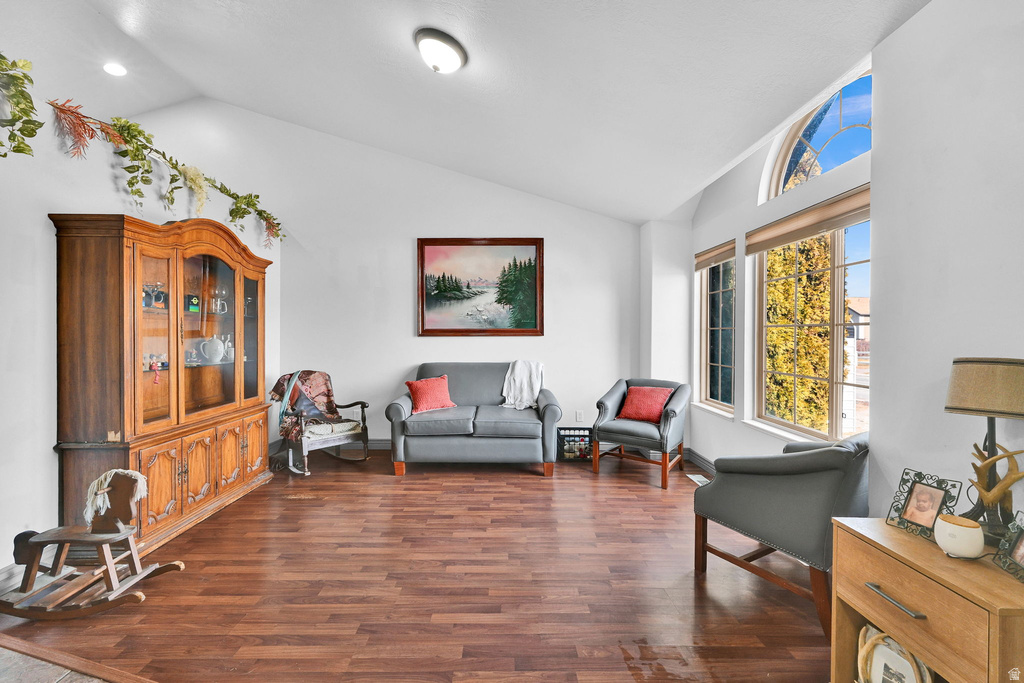 5585 S 6950 W Hooper, UT 84315