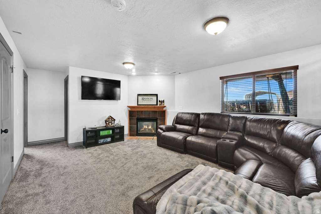 5585 S 6950 W Hooper, UT 84315