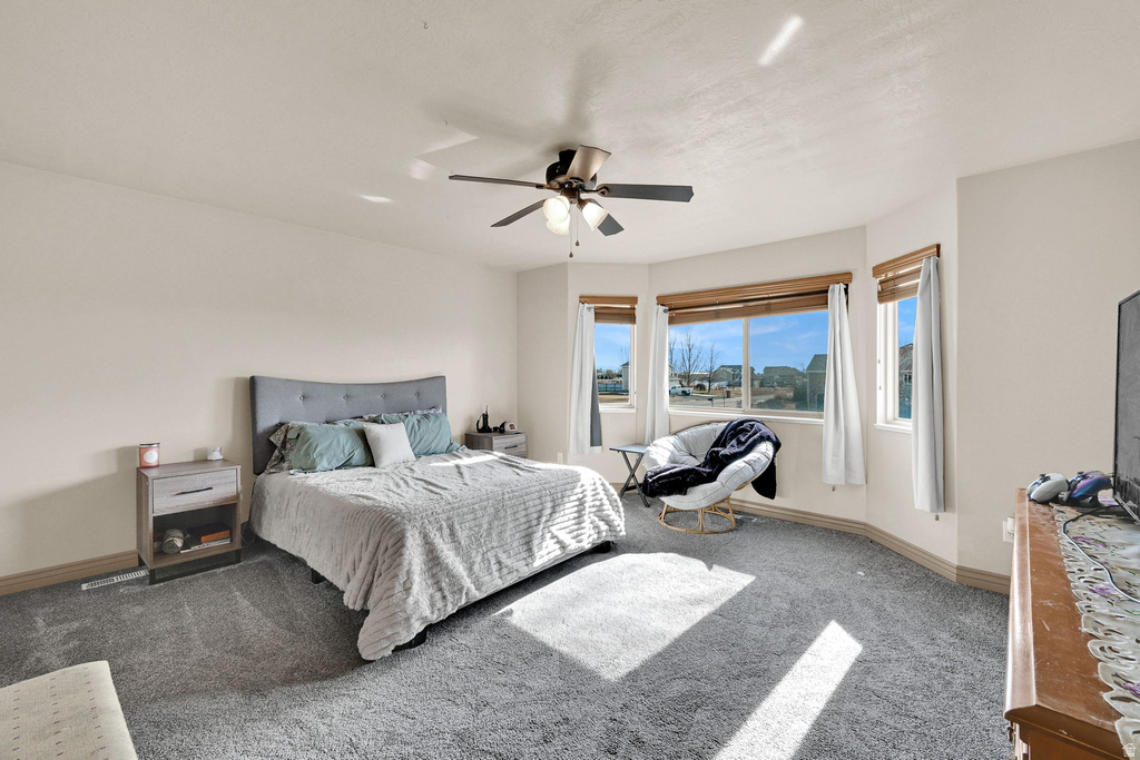 5585 S 6950 W Hooper, UT 84315