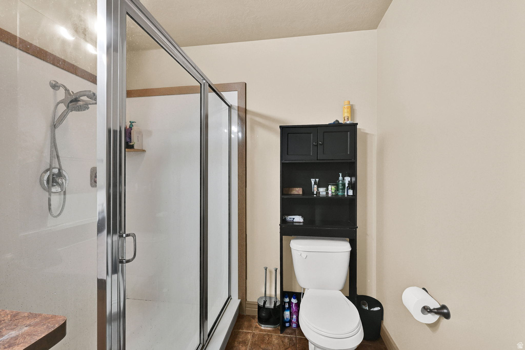 5585 S 6950 W Hooper, UT 84315