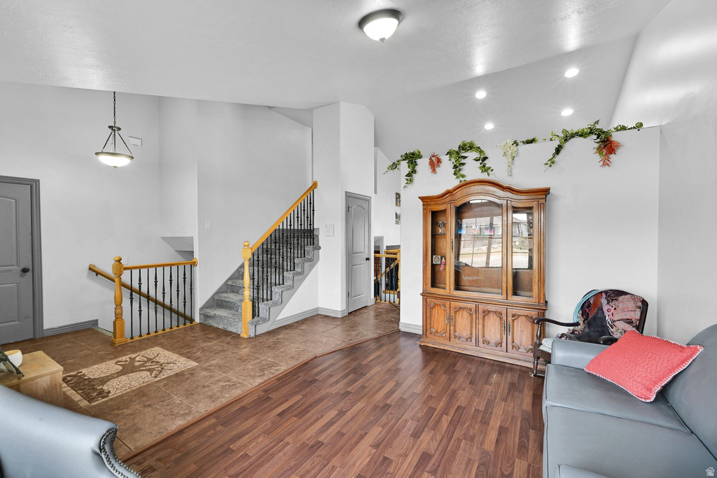 5585 S 6950 W Hooper, UT 84315