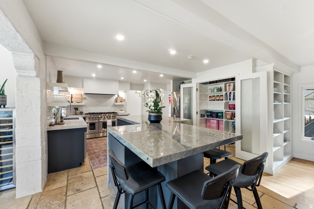 5308 S BAYWOOD CIR Holladay, UT 84117