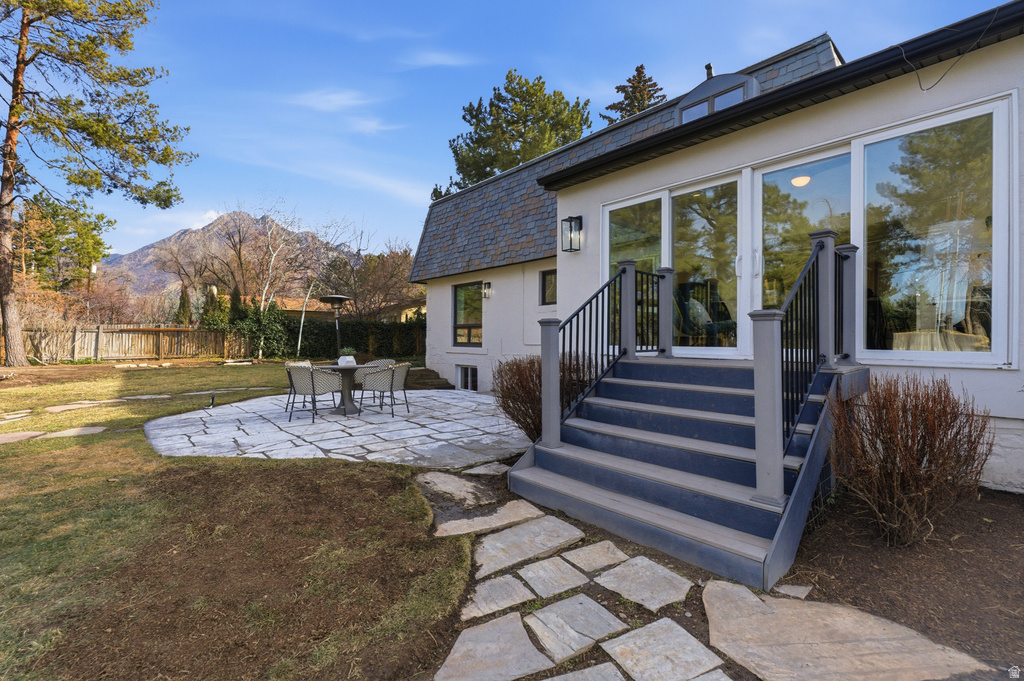 5308 S BAYWOOD CIR Holladay, UT 84117