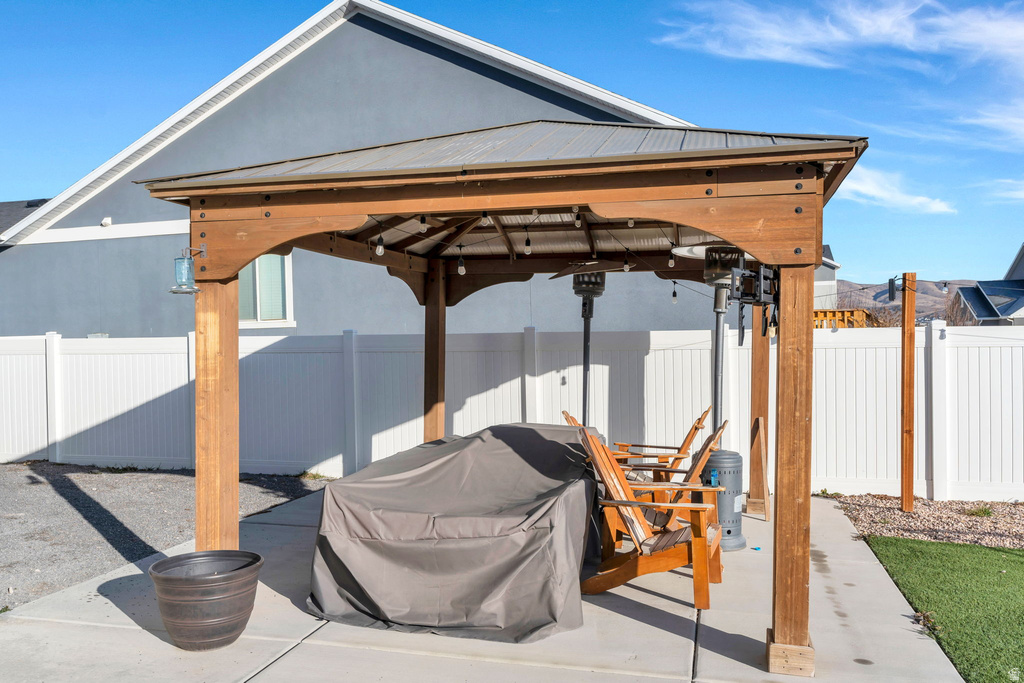 7940 N SEATTLE SLEW RD Eagle Mountain, UT 84005