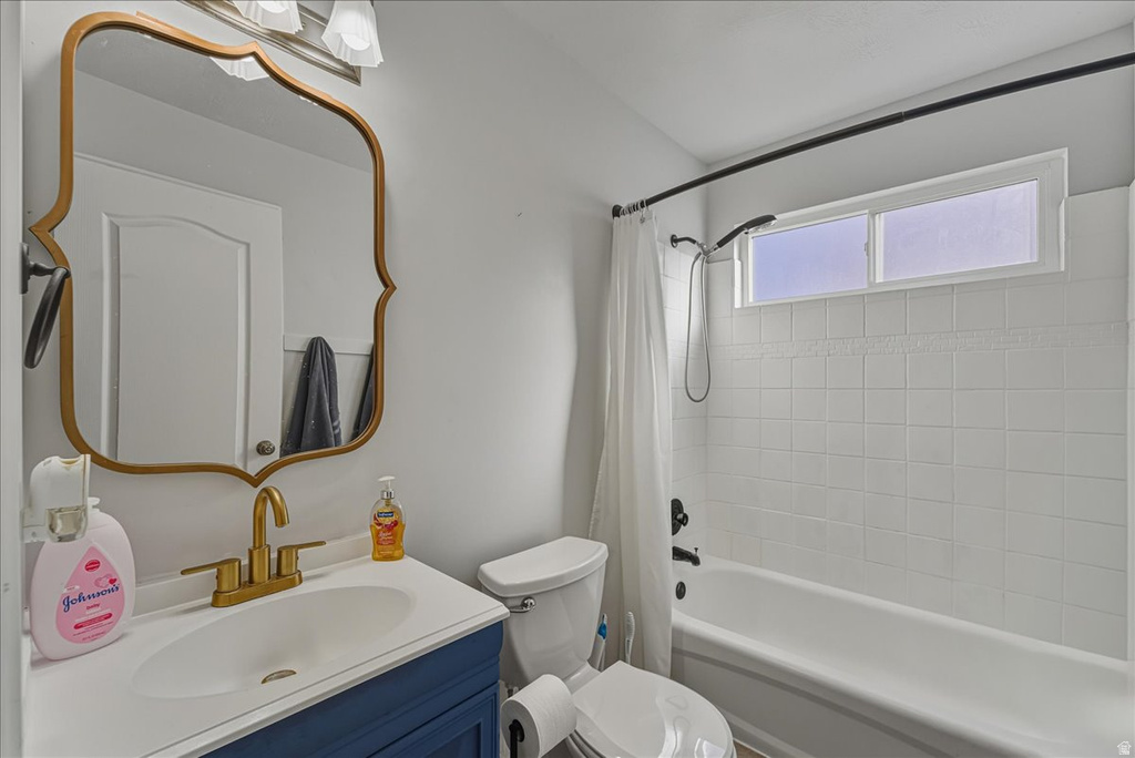 472 E 1420 N Tooele, UT 84074