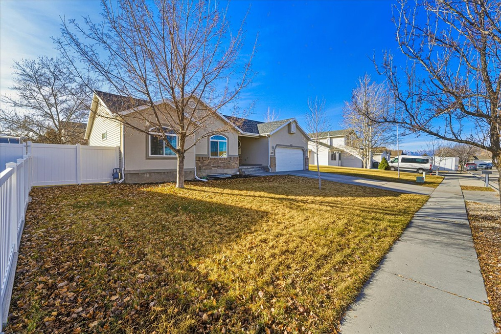472 E 1420 N Tooele, UT 84074