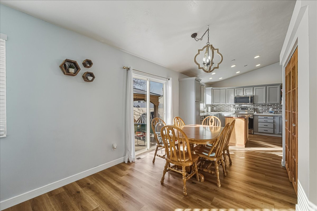 472 E 1420 N Tooele, UT 84074