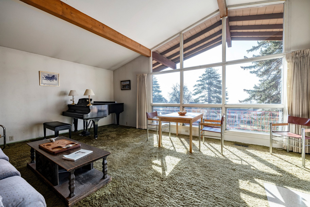 457 E 10TH AVE Salt Lake City, UT 84103