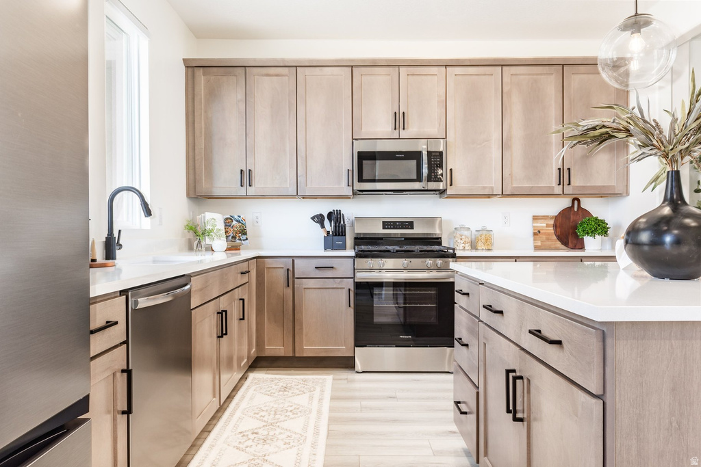 11082 S LAKE RUN RD South Jordan, UT 84009