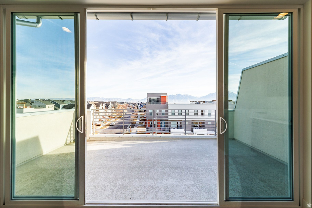 11082 S LAKE RUN RD South Jordan, UT 84009