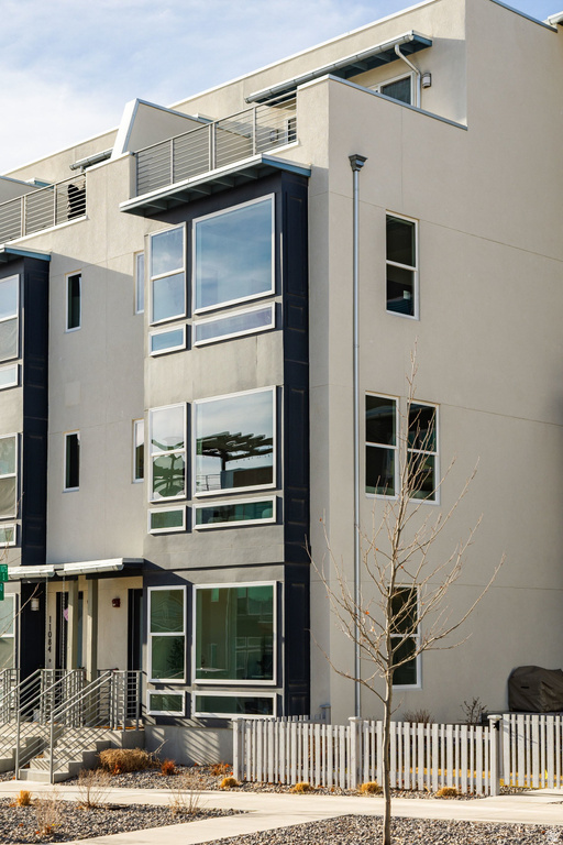 11082 S LAKE RUN RD South Jordan, UT 84009