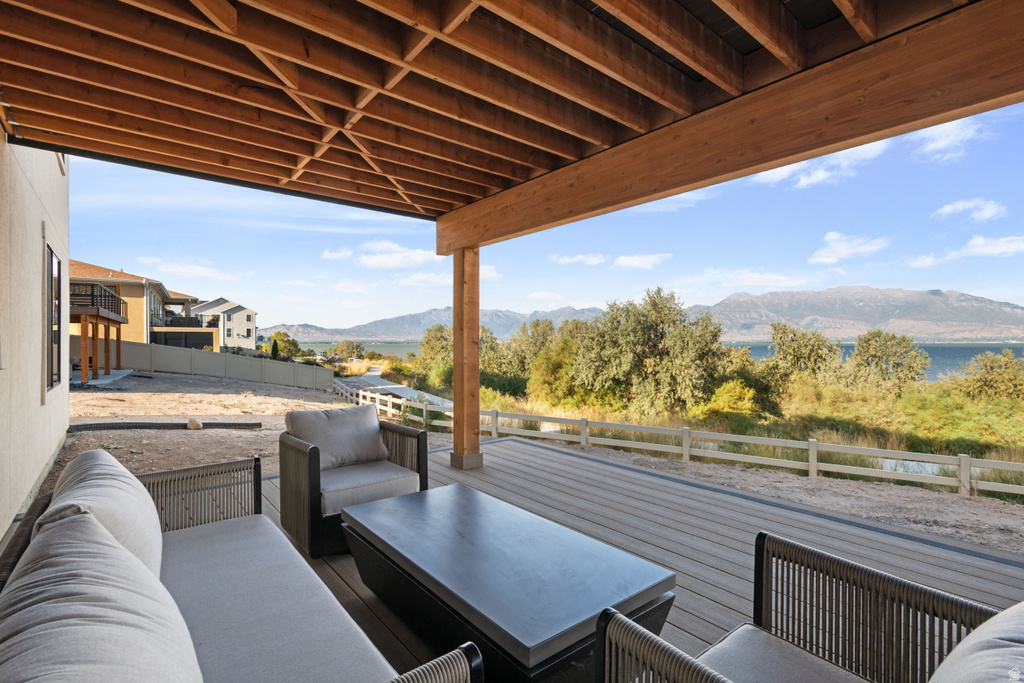 2812 S GREENHEAD DR Saratoga Springs, UT 84045