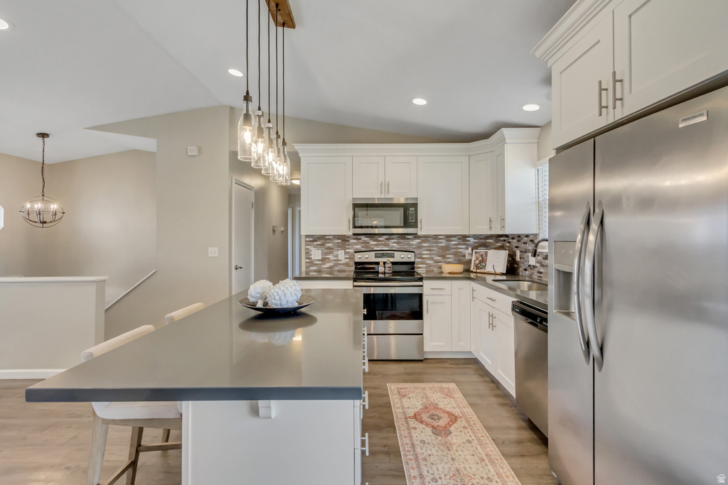 5350 S HEW WOOD DR Taylorsville, UT 84129